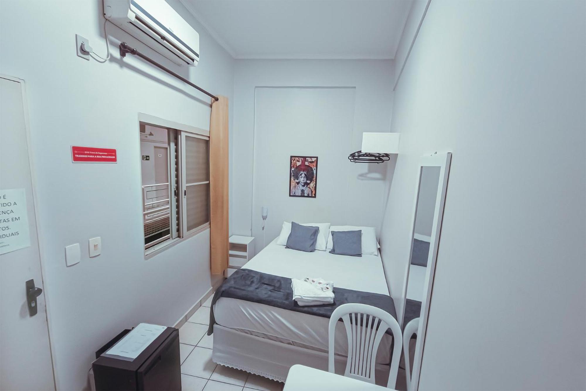 Hotel Apiacas リベイラン・プレト エクステリア 写真