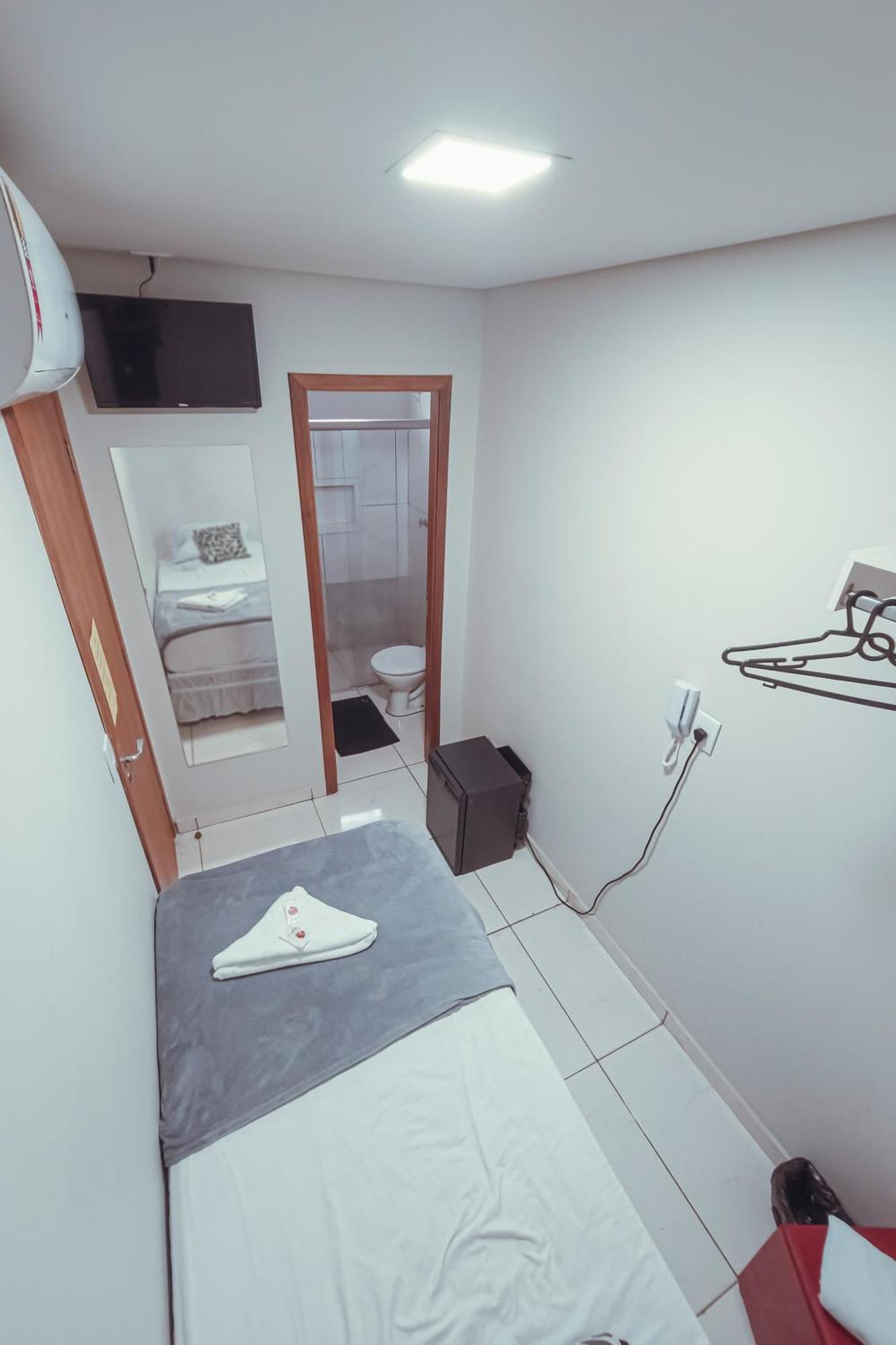 Hotel Apiacas リベイラン・プレト エクステリア 写真